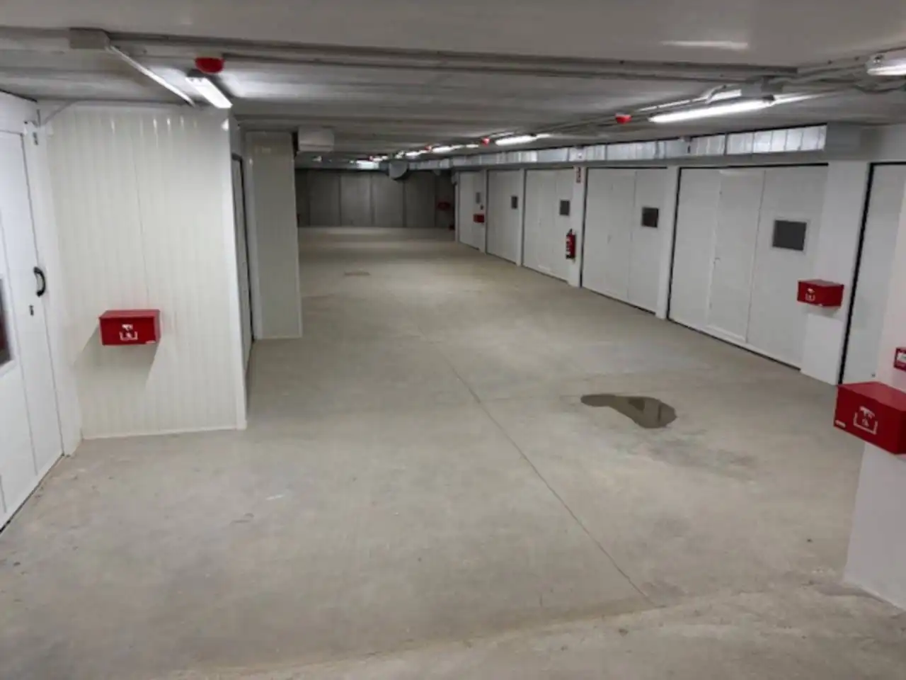 Parkplatz von Garage zur Miete in Llanes