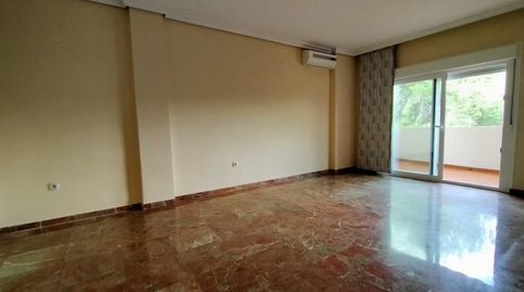 Foto 5 de Piso en venta en Colores - Entreparques, Sevilla Capital