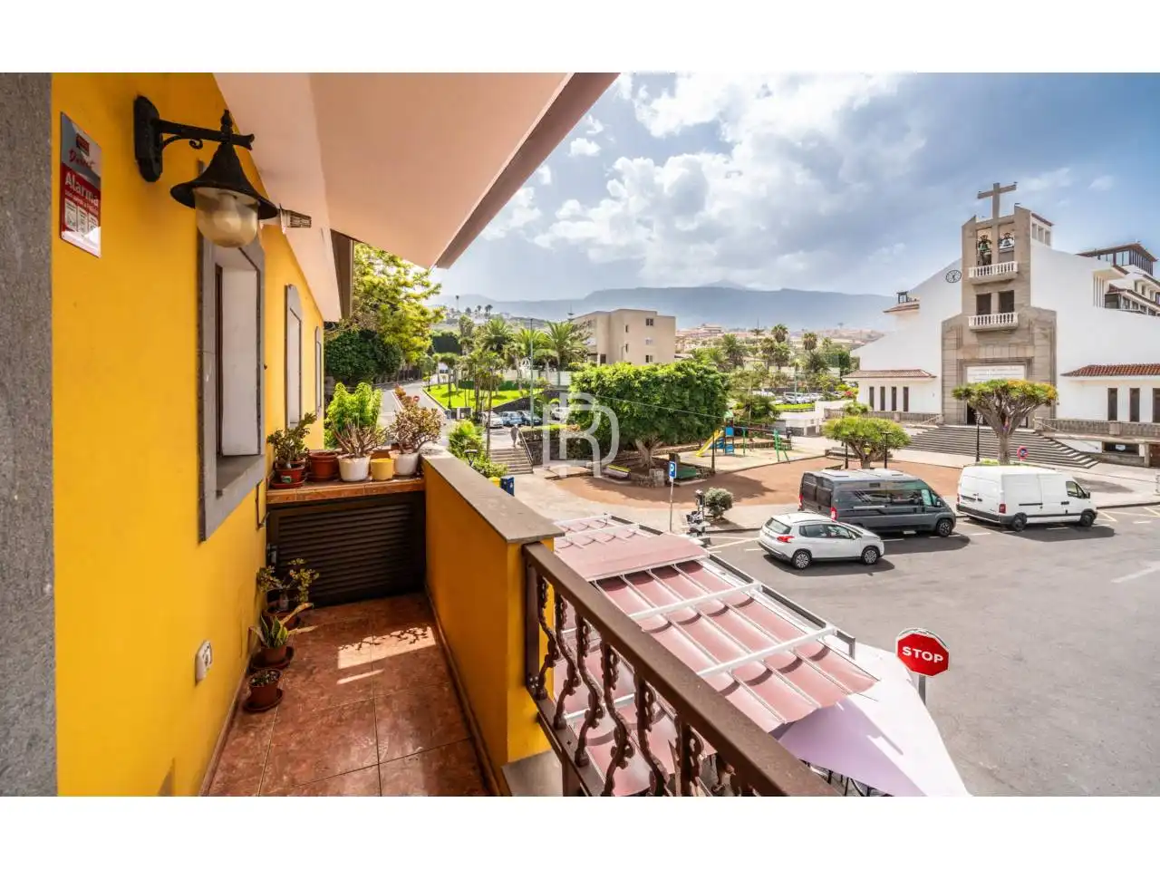 Flat with terrace for sale in Calle Bencomo