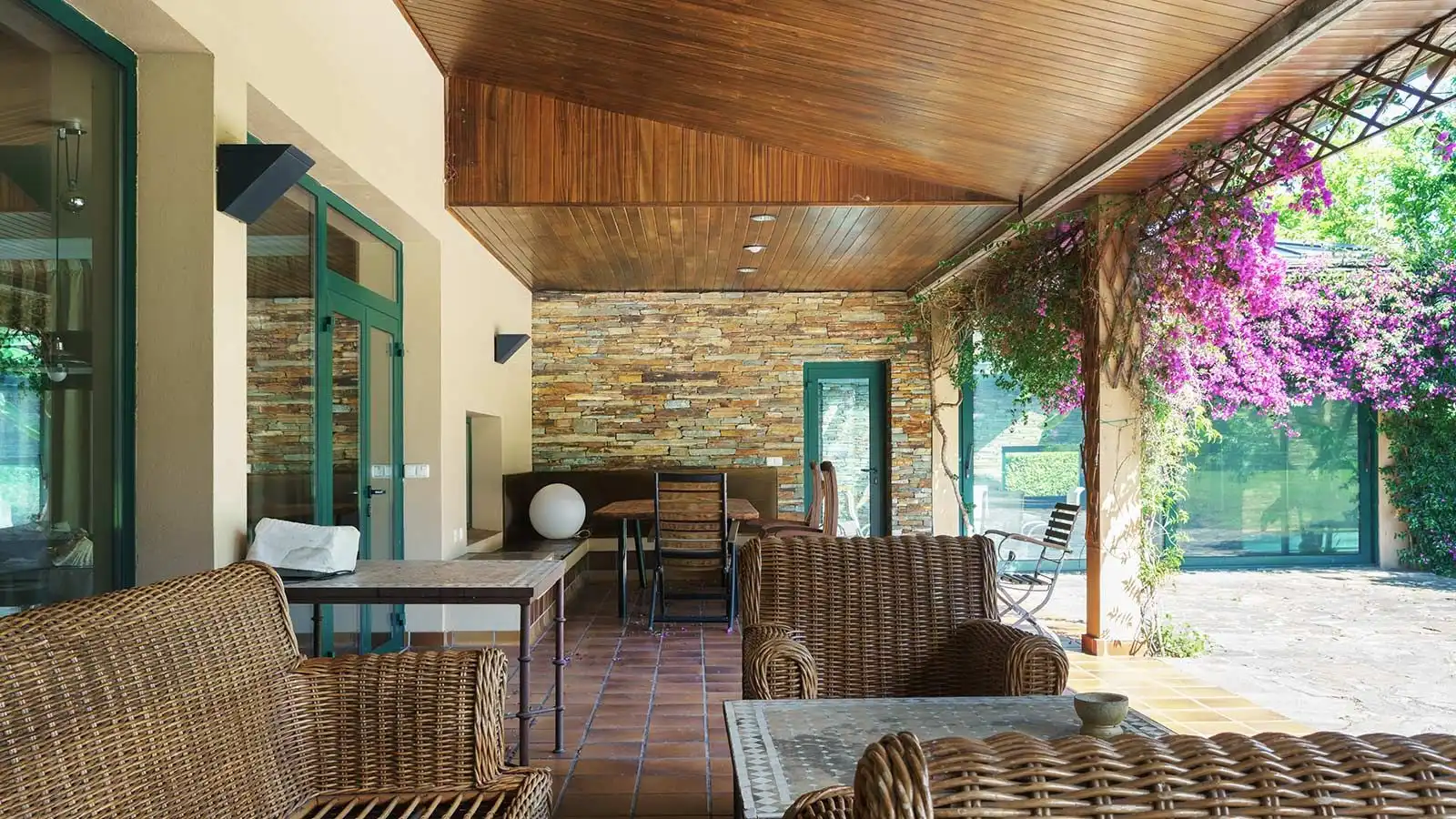 Terraza de Casa o chalet en venta en Oleiros con Calefacción, Jardín privado y Parquet