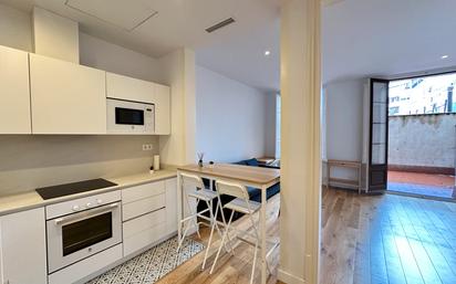 Kitchen of Flat for sale in  Barcelona Capital  with Air Conditioner, Heating and Parquet flooring