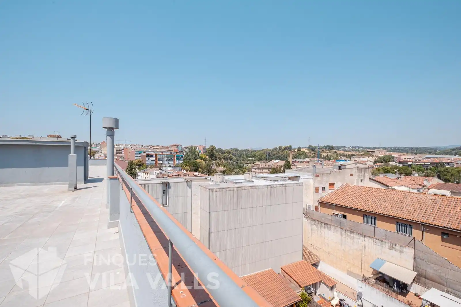 Piso con terraza en venta en Carrer c de la riera, imagen 24