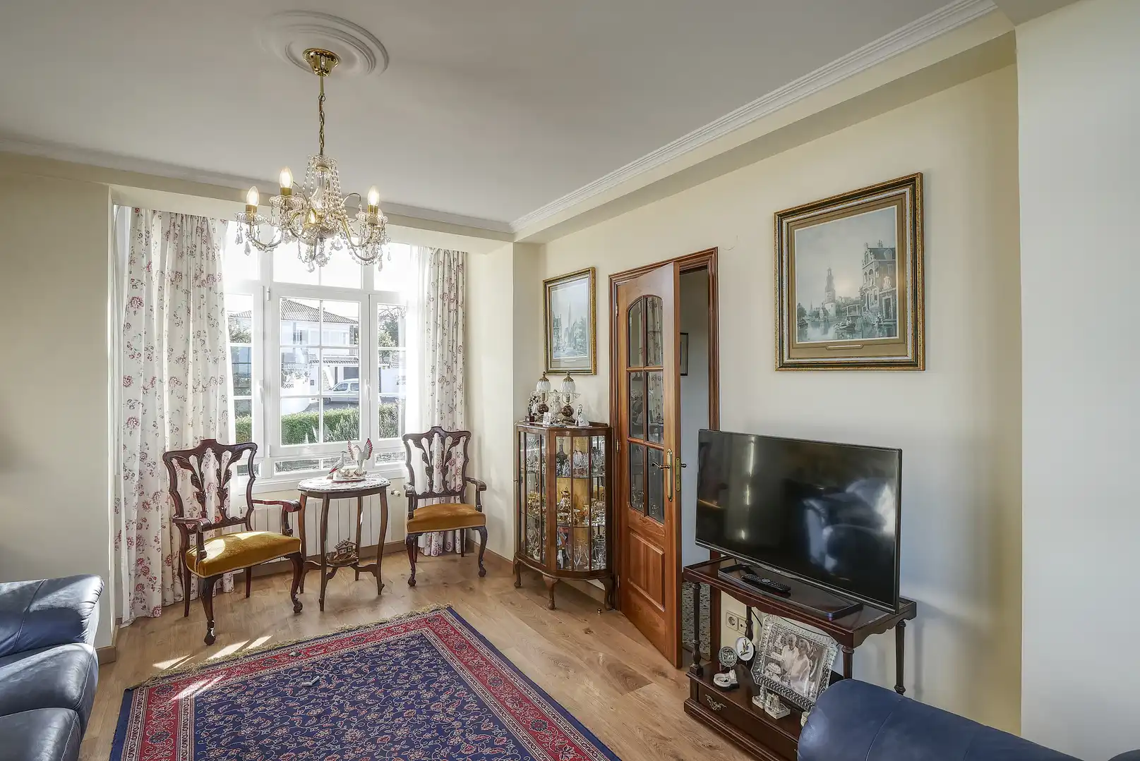 Sala de estar de Casa o chalet en venta en Bergondo con Calefacción, Jardín privado y Horno