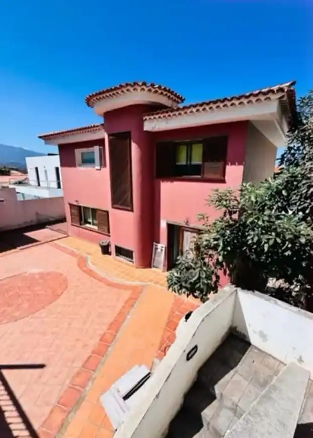 Vista exterior de Casa o chalet en venta en La Orotava con Aire acondicionado, Calefacción y Jardín privado