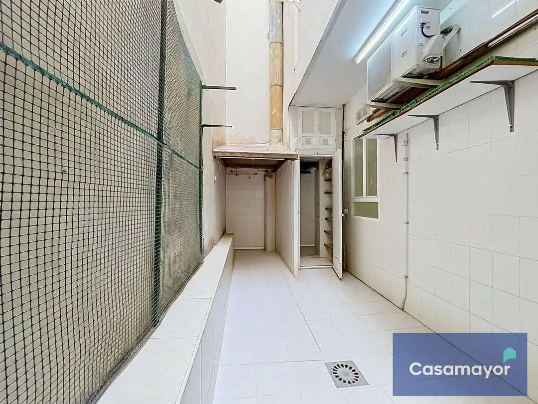 Piso en venta en Alicante / Alacant