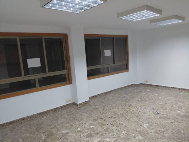 Oficina en Alquiler en Pueblo de Cullera