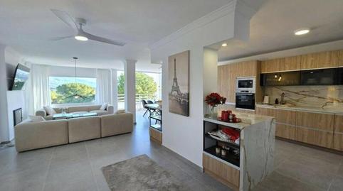 Foto 3 de Dúplex en venda a Los Naranjos, Marbella