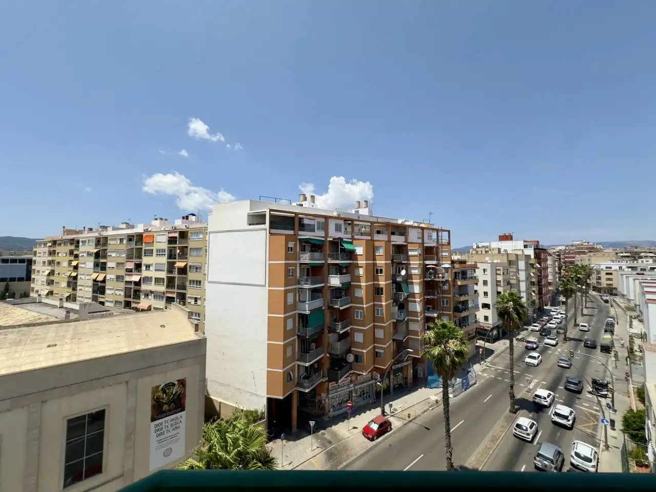 Außenansicht von Wohnung zum Verkauf in  Palma de Mallorca mit Klimaanlage, Heizung und Balkon