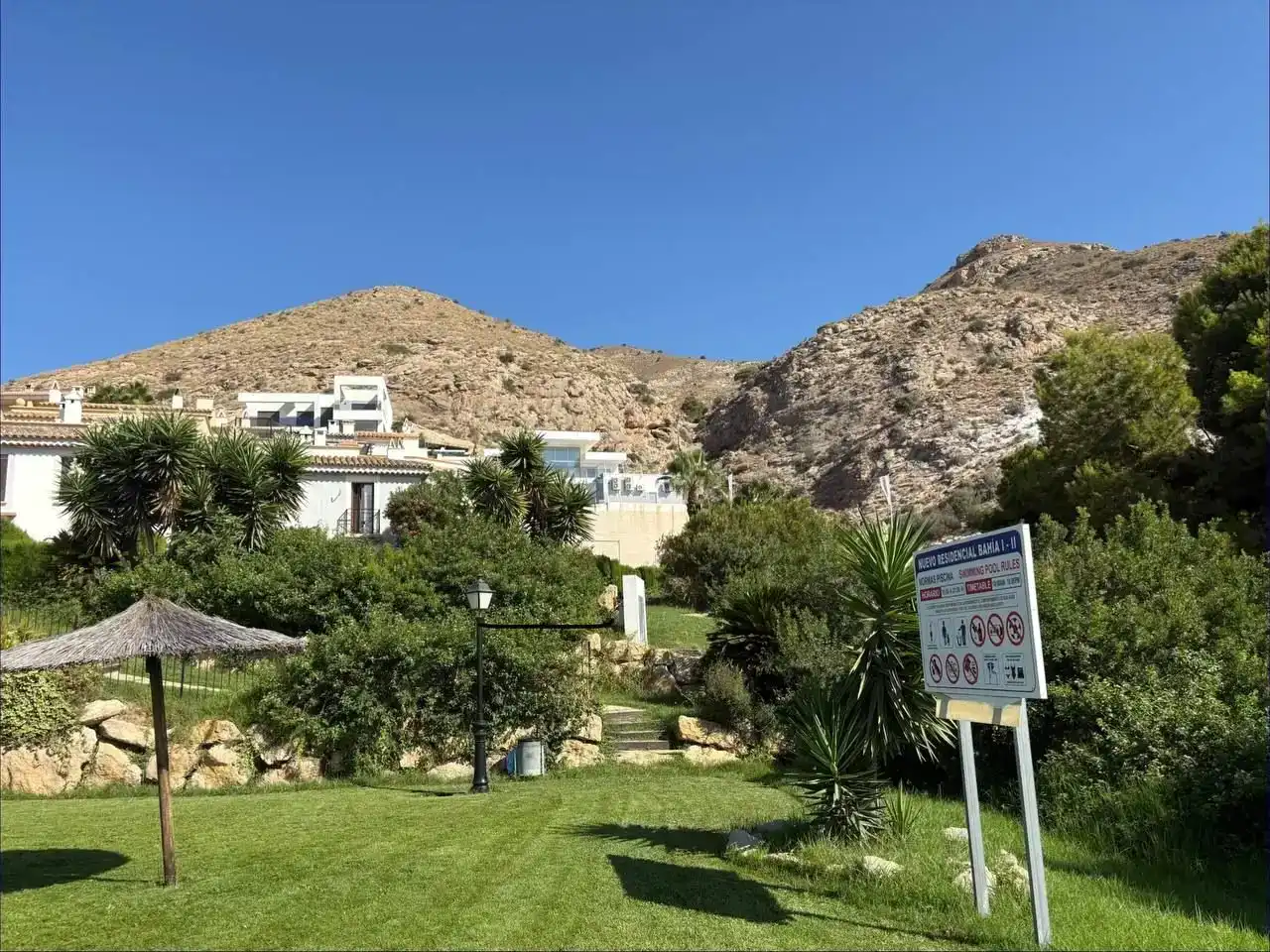 Exterior view of Duplexes for rent in Golf Bahía