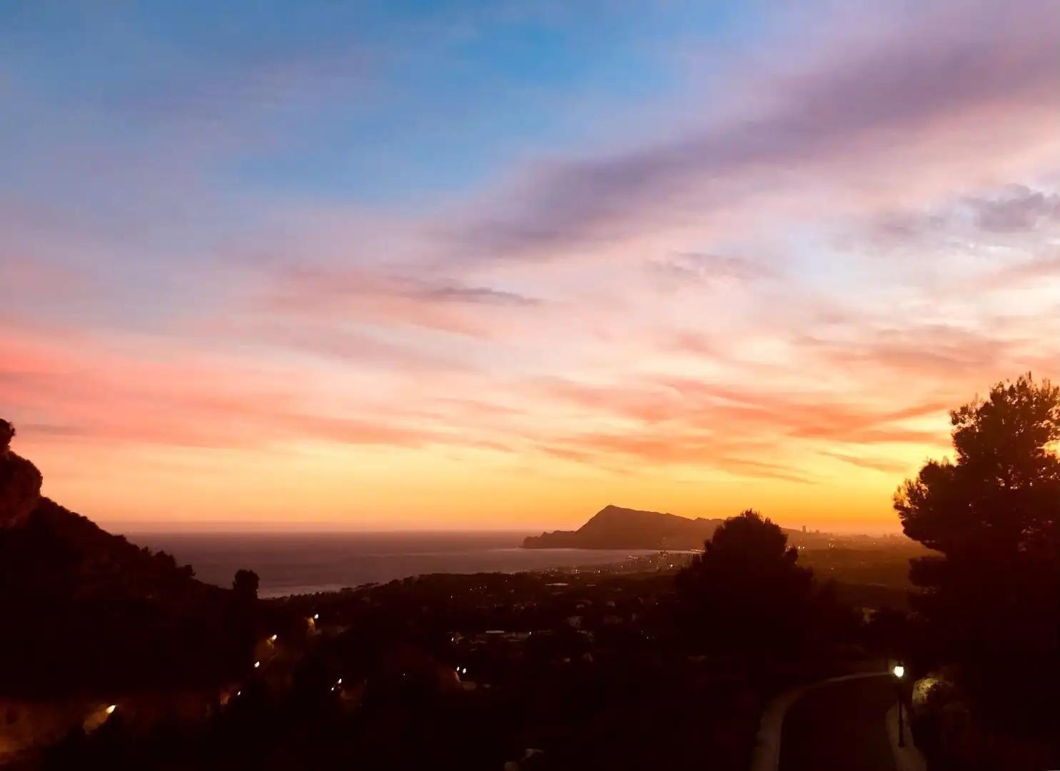 Vista exterior de Casa o chalet en venta en Altea con Aire acondicionado, Calefacción y Terraza
