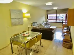 Sala d'estar de Pis en venda en Las Palmas de Gran Canaria amb Moblat