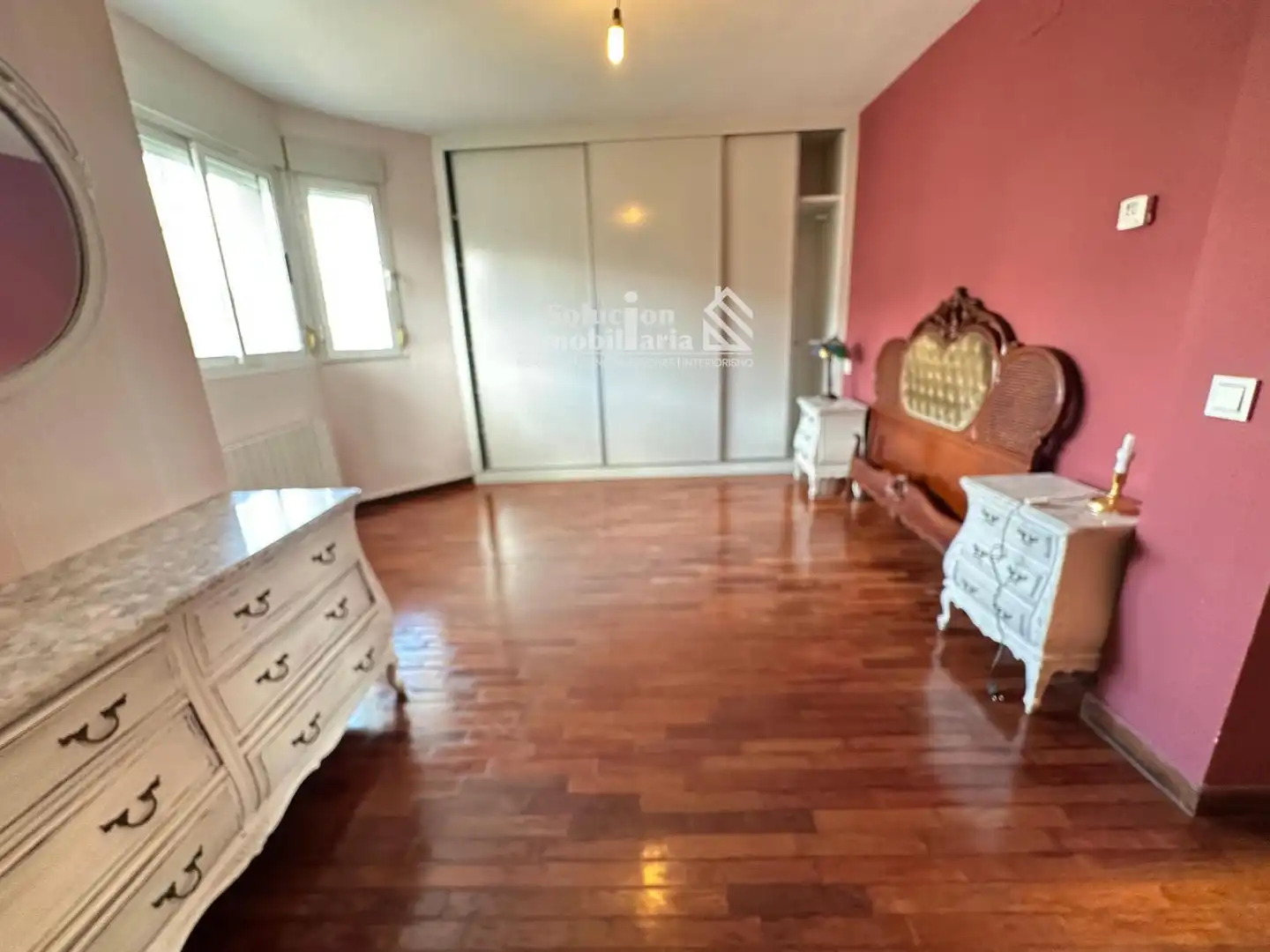 Habitación de Casa adosada en venta en Cabrerizos con Calefacción, Terraza y Piscina
