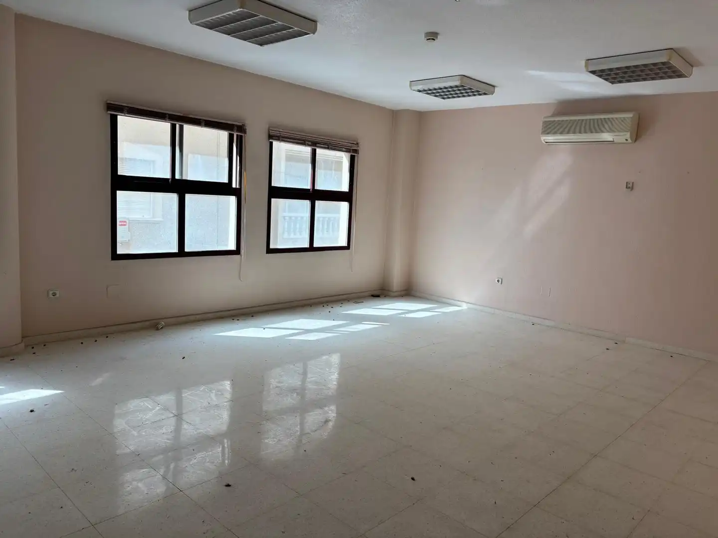 Business premises for sale in Calle Caballero de Rodas 42, imagen 6