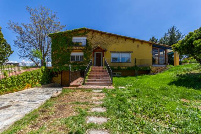 Casa-chalet en Venta en Del Fresno en Prado Norte