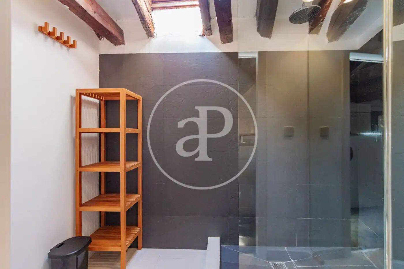 Baño de Piso en venta en Madrid con Aire acondicionado, Calefacción y Balcón