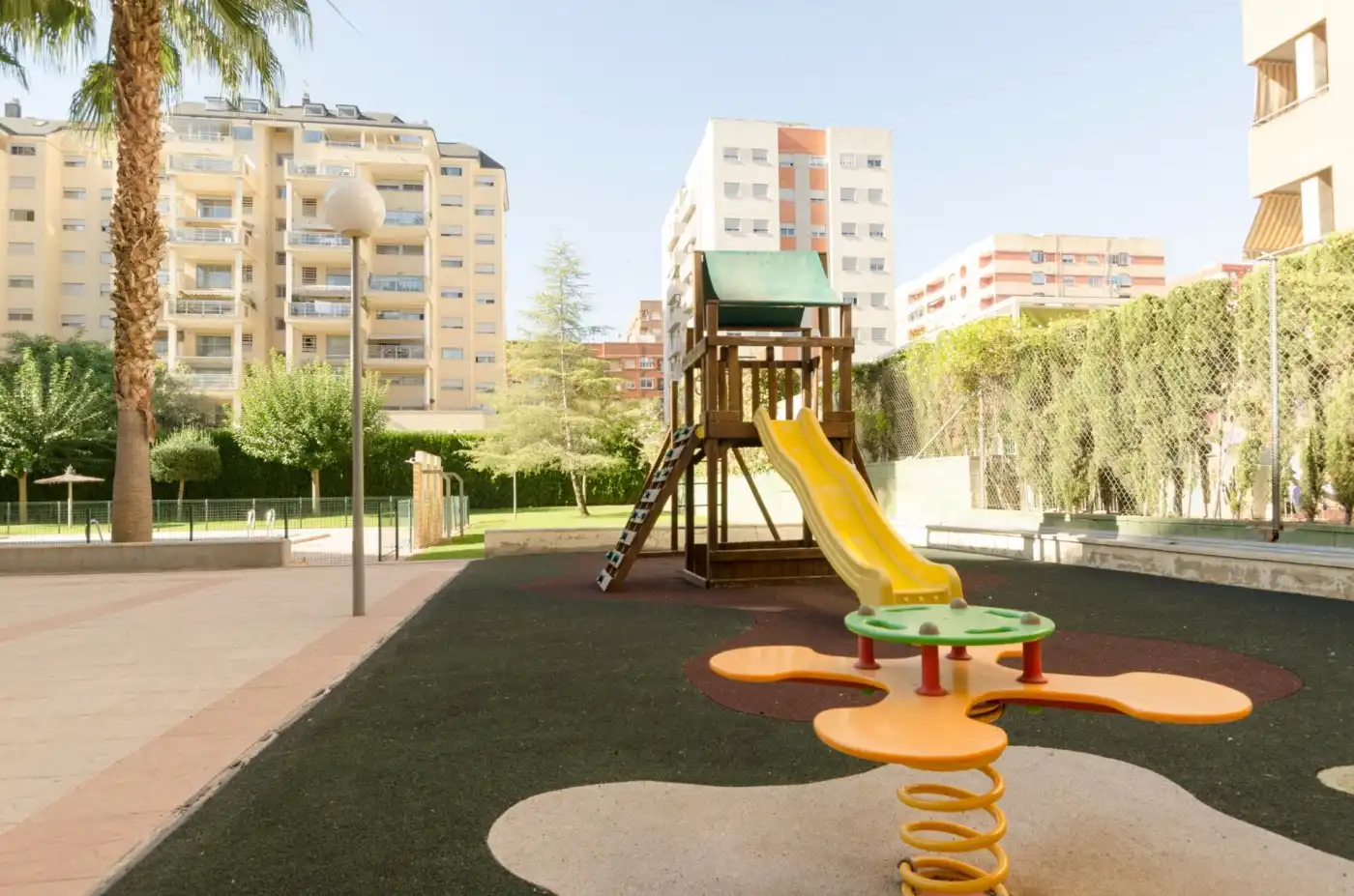 Vista exterior de Piso de alquiler en Valencia con Aire acondicionado, Calefacción y Jardín privado