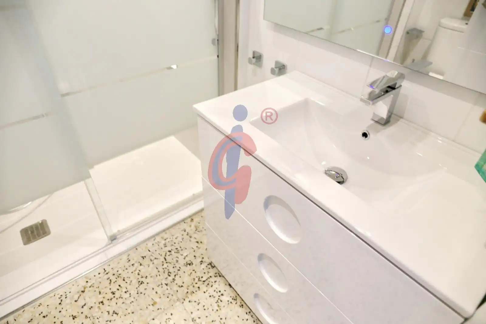 Bathroom of Flat for sale in Guardamar del Segura  with Furnished