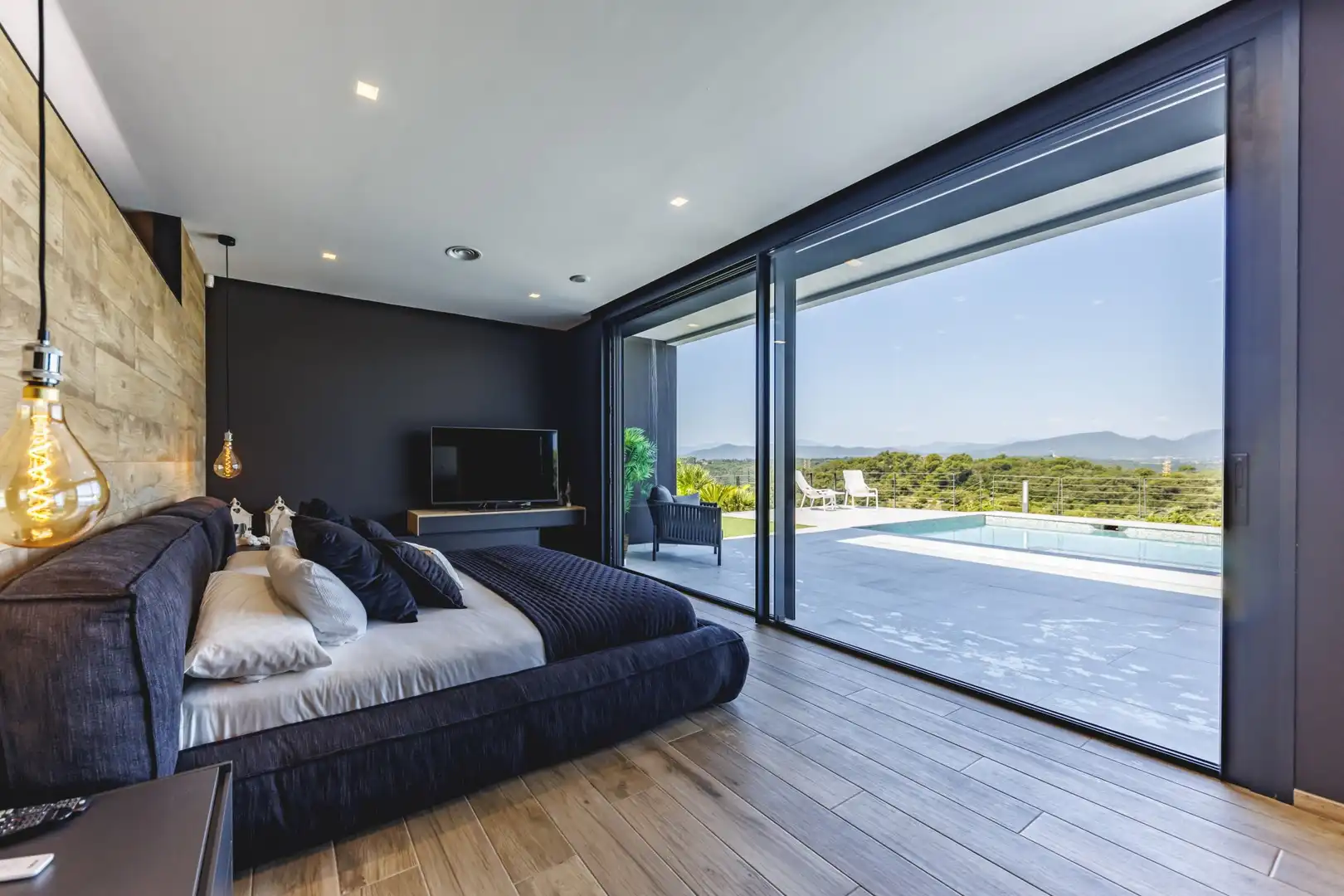 Bedroom of Houses for sale in Sant Julià de Ramis  with Air Conditioner, Heating and Terrace