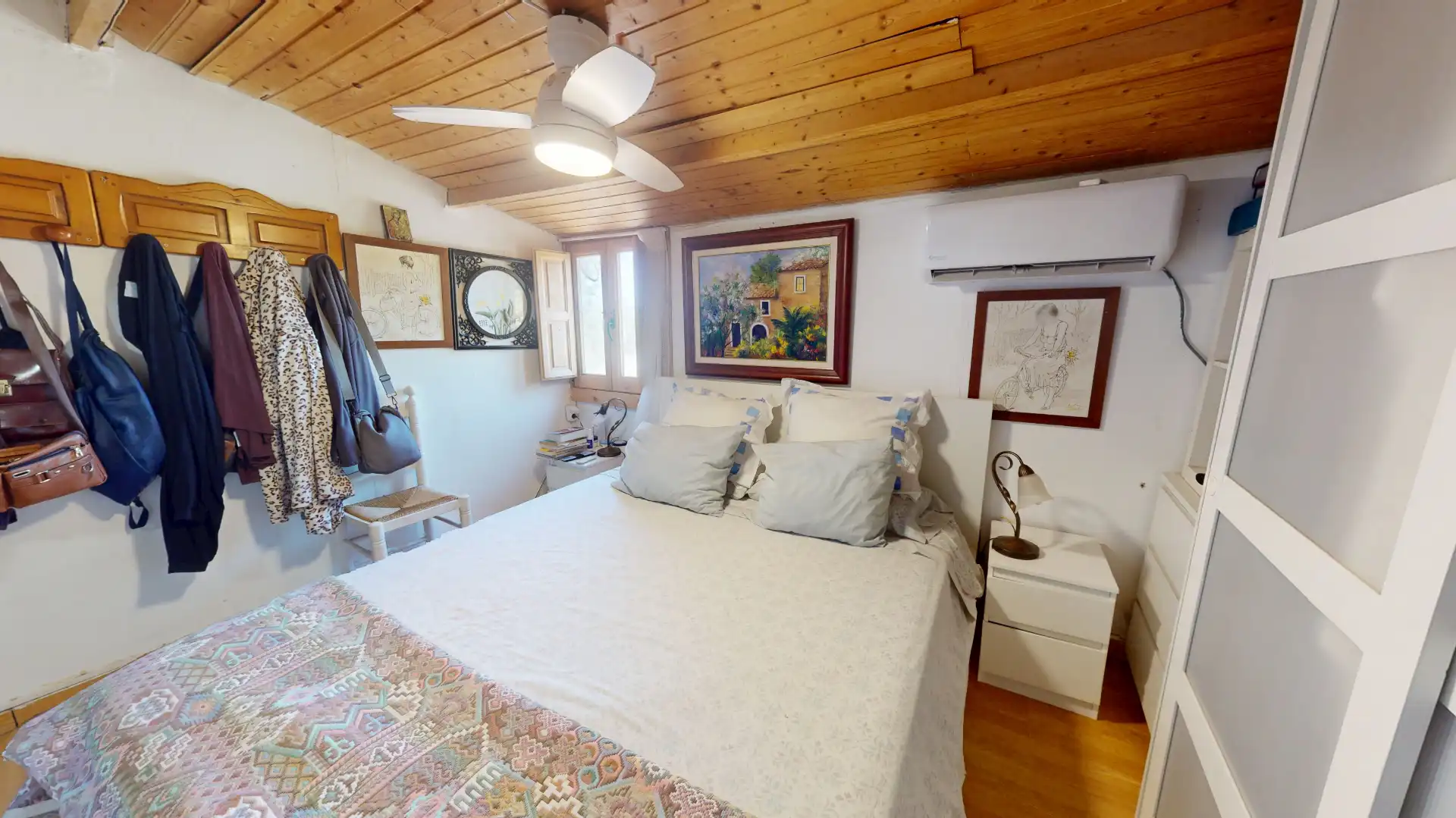 Dormitori de Casa o xalet en venda en Biar amb Aire condicionat, Jardí privat i Piscina