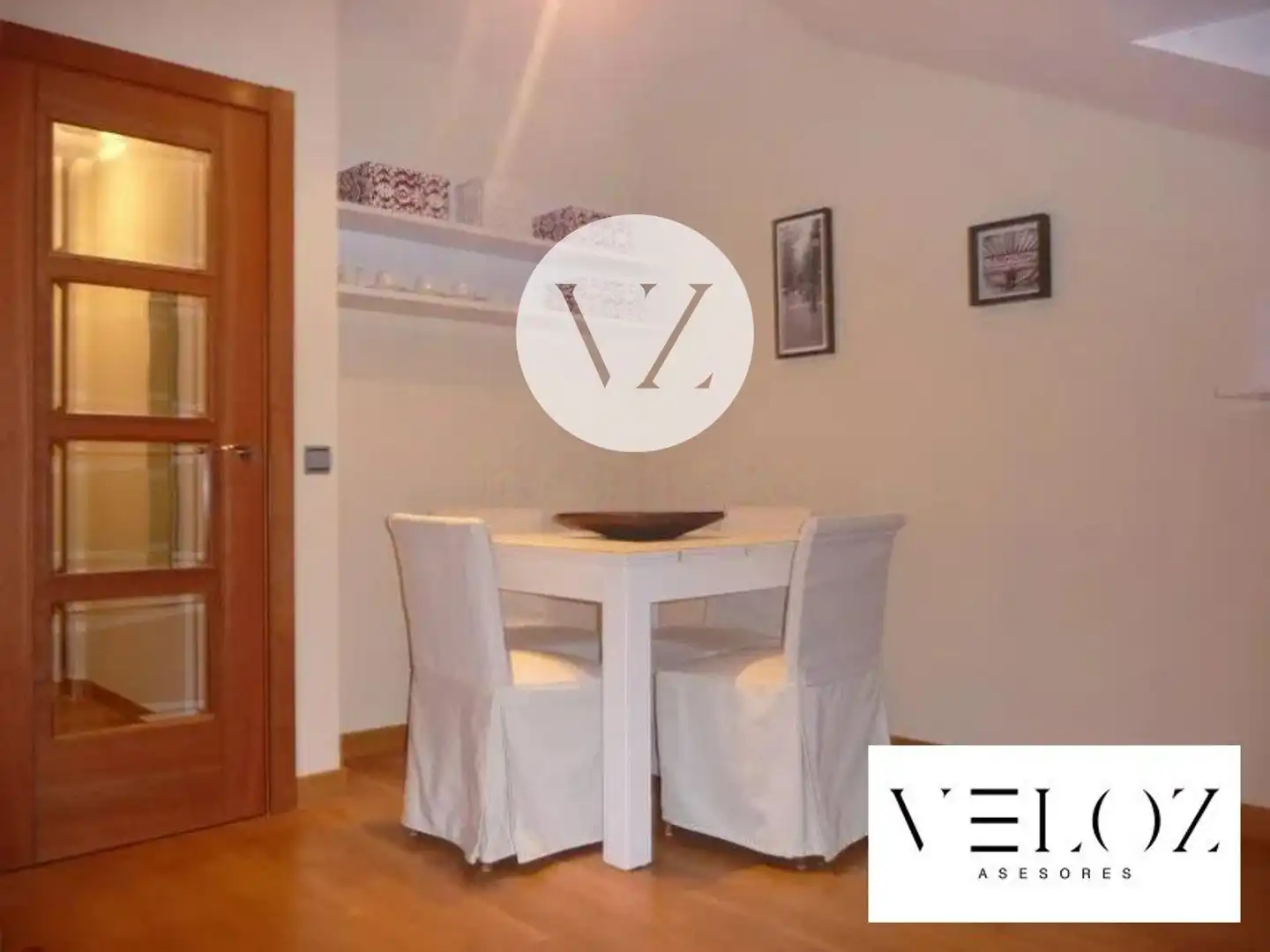 Esszimmer von Dachboden zur Miete in Salamanca mit Heizung und Möbliert