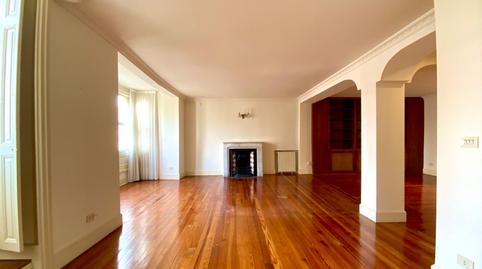 Foto 2 de Piso de alquiler en  Gran Vía Don Diego López de Haro, Ensanche - Moyua - Diputación, Bilbao