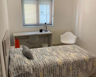 Bedroom of Apartment to share in Salamanca Capital