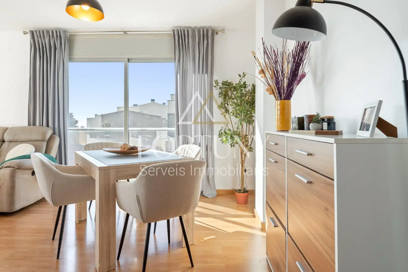 Comedor de Piso en venta en La Pobla de Mafumet con Aire acondicionado y Calefacción