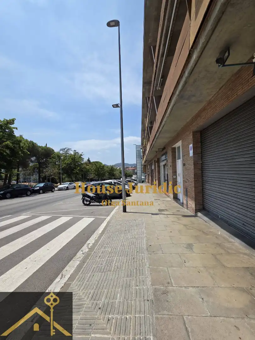 Vista exterior de Ático en venta en Mataró con Calefacción, Parquet y Terraza