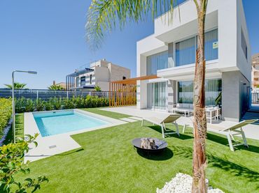 Xalet amb piscina de lloguer a Golf Bahía