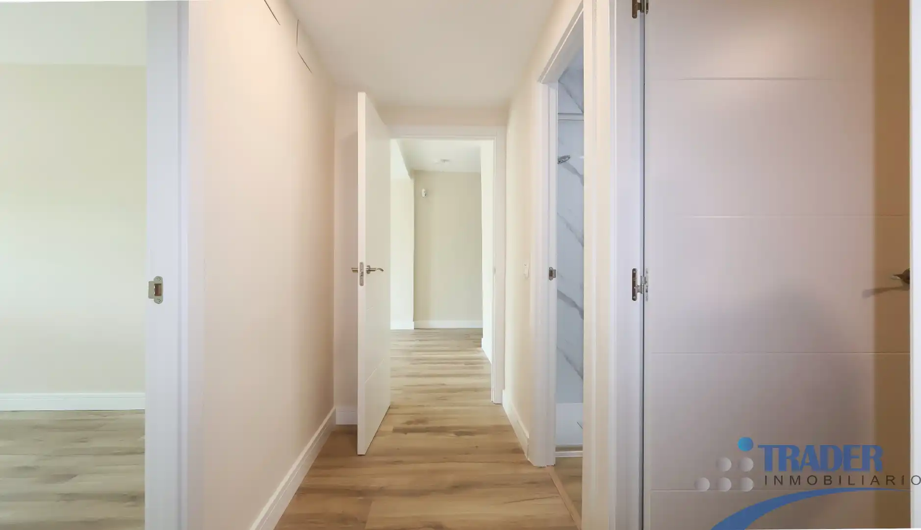 Piso en venta en Alcorcón con Calefacción, Jardín privado y Terraza