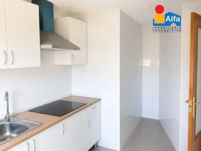 Cocina de Piso en venta en Cáceres con Aire acondicionado, Jardín privado y Terraza