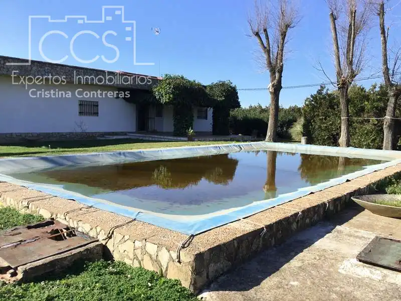 Chalet con piscina en venta en Sanlúcar la Mayor, imagen 4