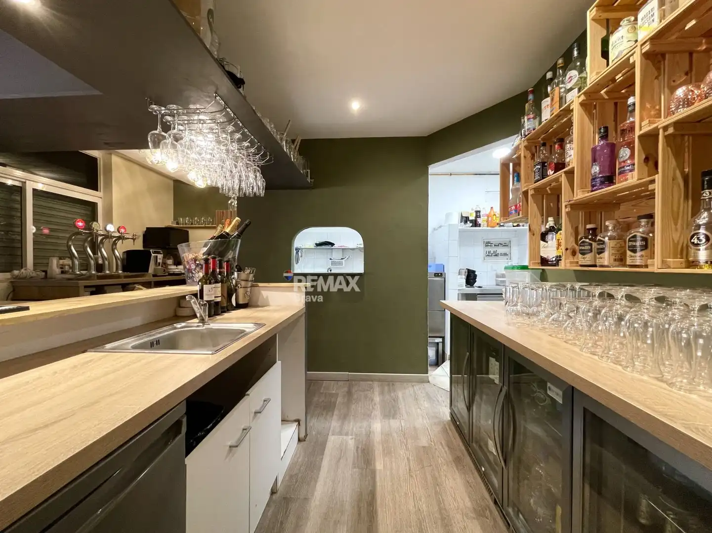 Business premises to rent in Avenida AV DE LA GOLA DE L ESTANY, imagen 7