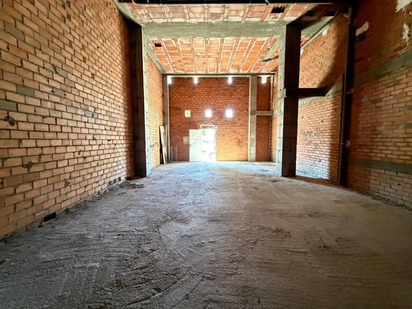 Local comercial en venda a Zona Alta, imagen 3