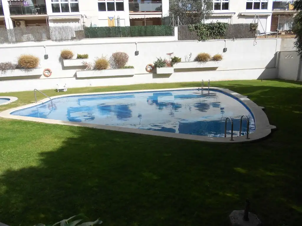 Piscina de Ático de alquiler en Manresa con Calefacción, Jardín privado y Parquet