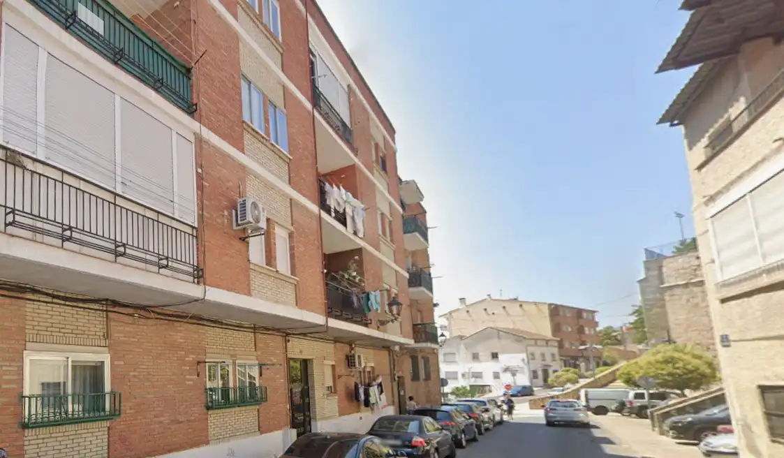 Vista exterior de Pis en venda en San Martín de Valdeiglesias
