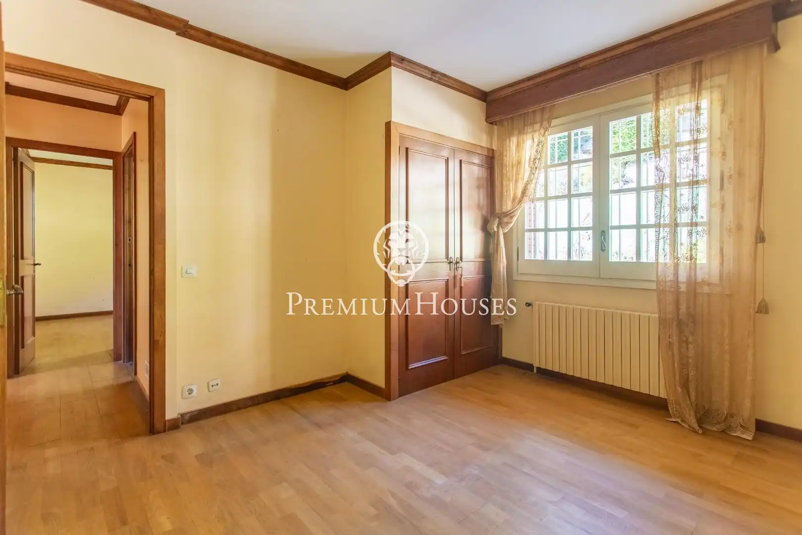 Schlafzimmer von Haus oder Chalet zum Verkauf in Argentona mit Parkett