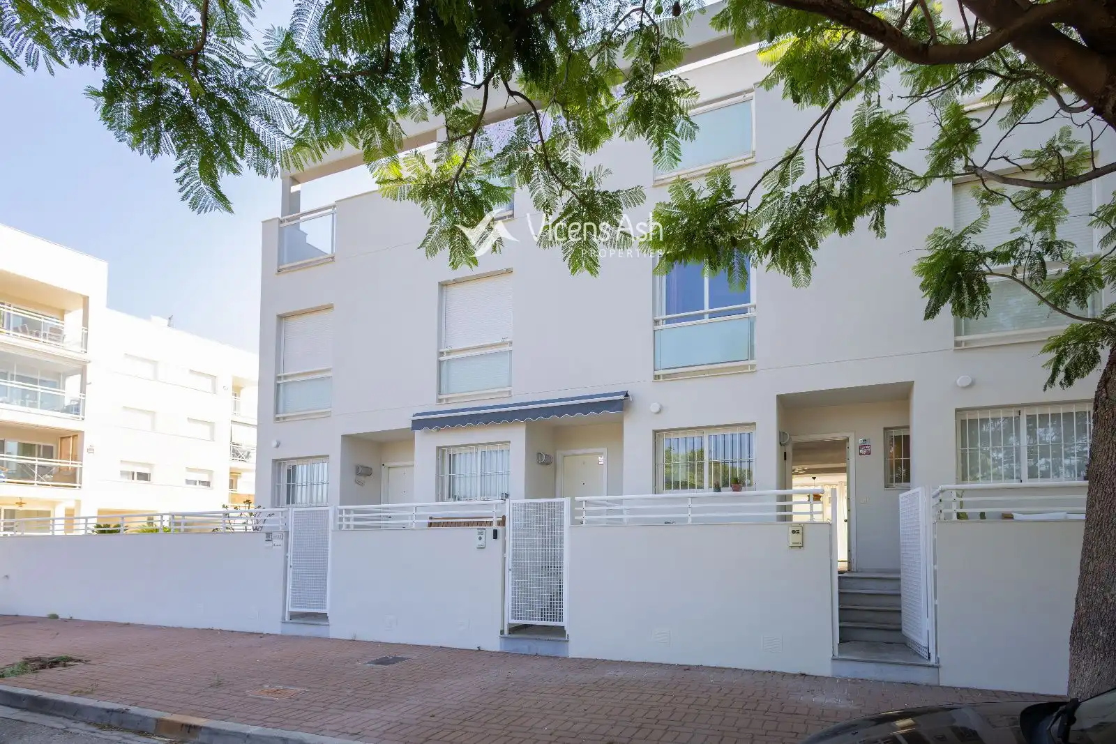 Vista exterior de Casa adosada en venda en Jávea / Xàbia amb Aire condicionat, Calefacció i Terrassa