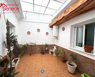 Terrassa de Casa o xalet en venda en Santa Cruz de la Zarza amb Aire condicionat, Calefacció i Moblat