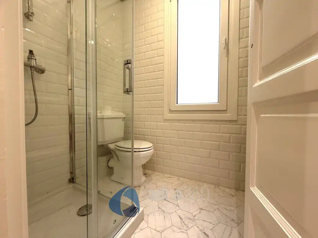 Baño de Piso en venta en  Logroño con Calefacción