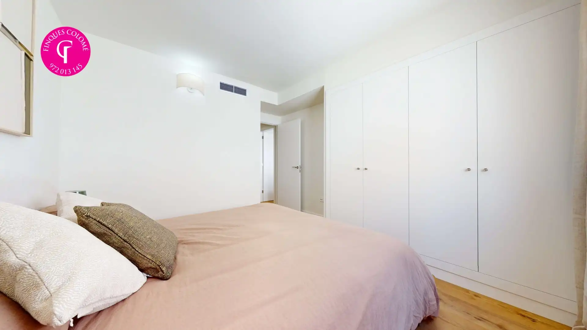 Bedroom of Houses for sale in Sant Julià de Ramis  with Air Conditioner, Heating and Terrace