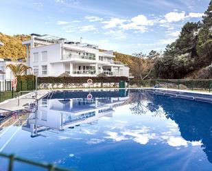 Swimming pool of Duplex for sale in Benahavís  with Air Conditioner, Terrace and Swimming Pool