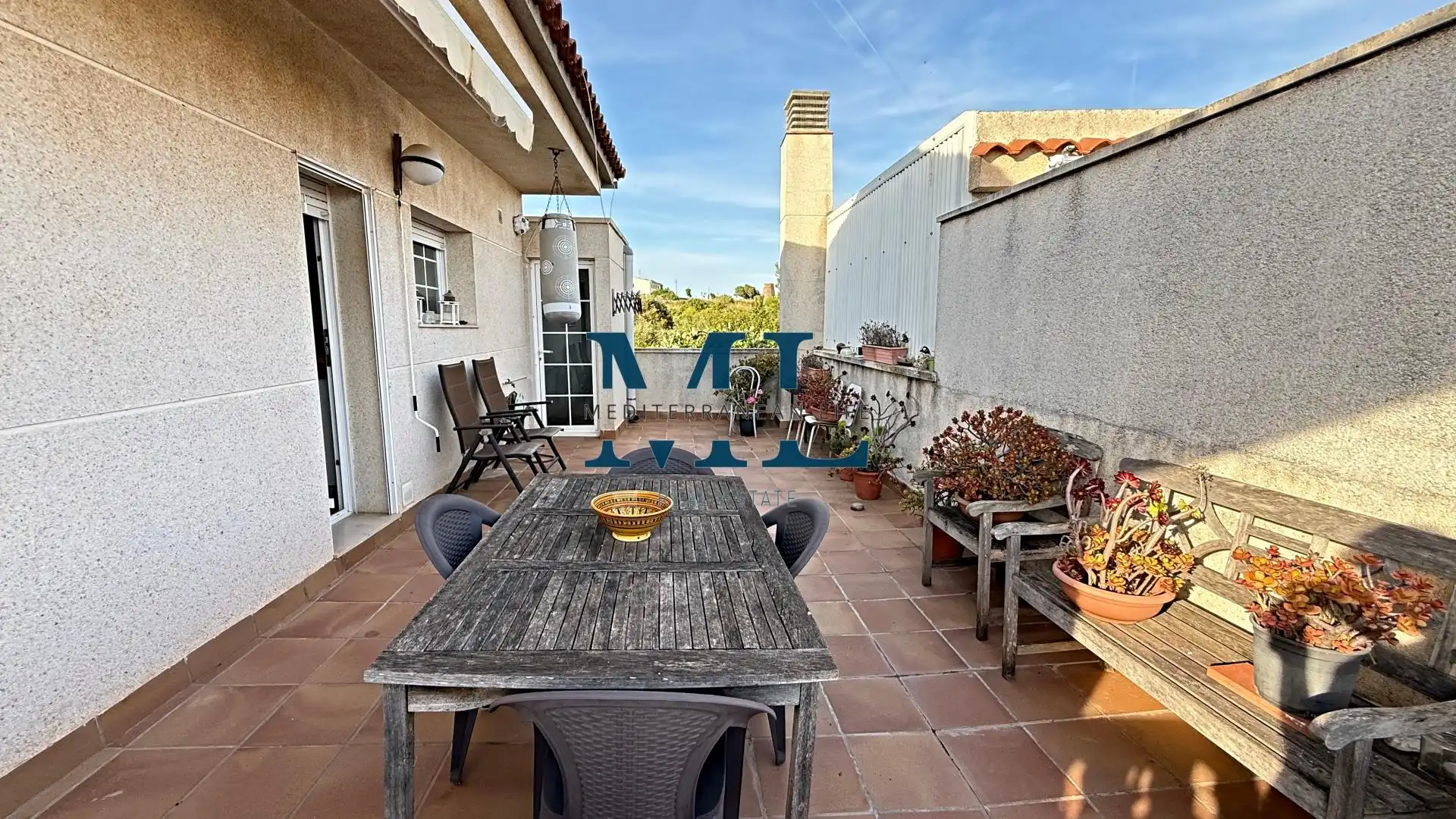 Terrassa de Casa o xalet en venda en Vilanova i la Geltrú amb Calefacció, Jardí privat i Piscina