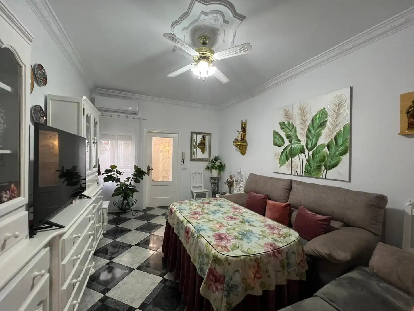 Sala de estar de Casa o chalet en venta en Los Palacios y Villafranca