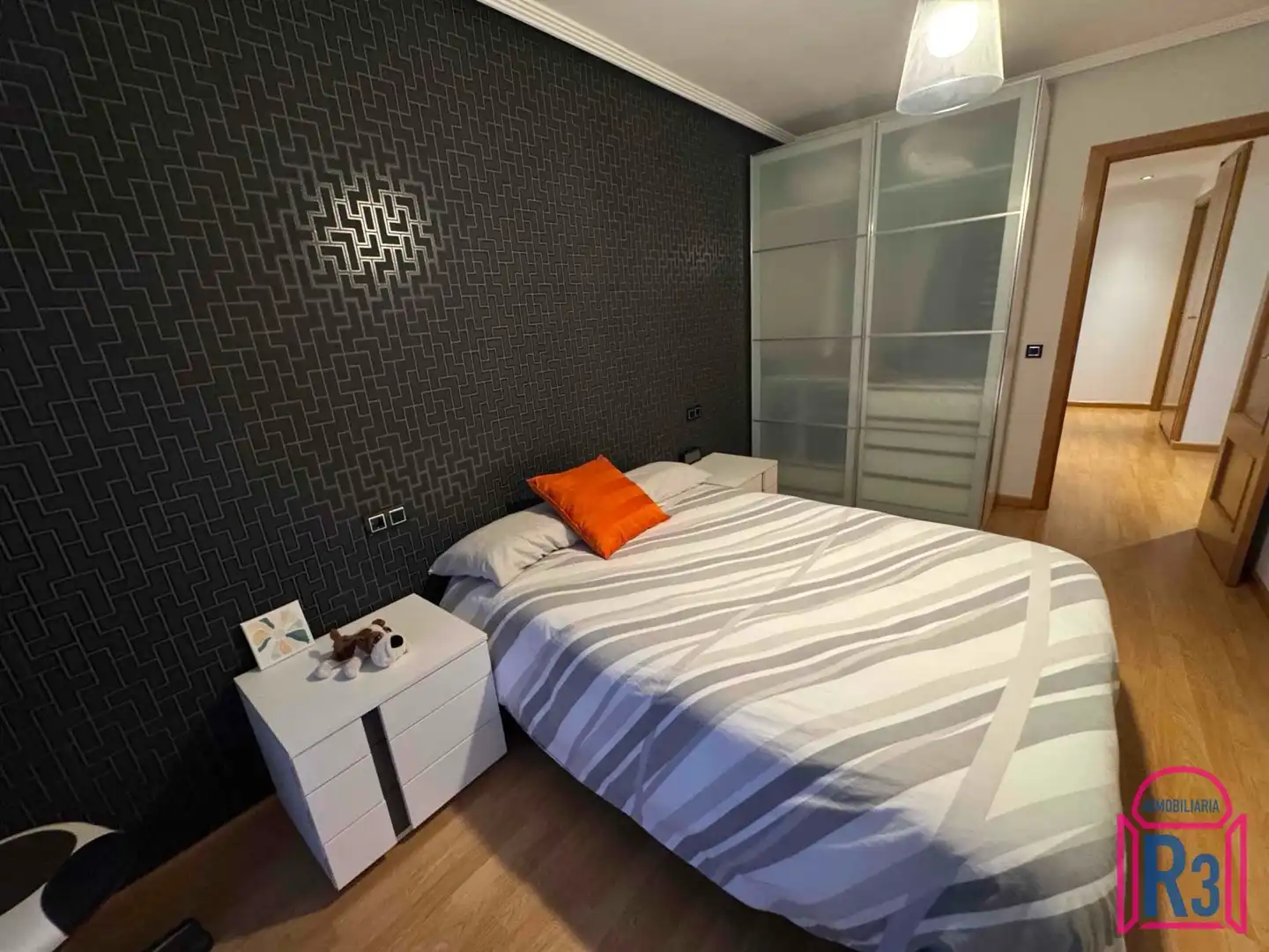 Habitación de Piso en venta en León Capital  con Calefacción, Terraza y Trastero