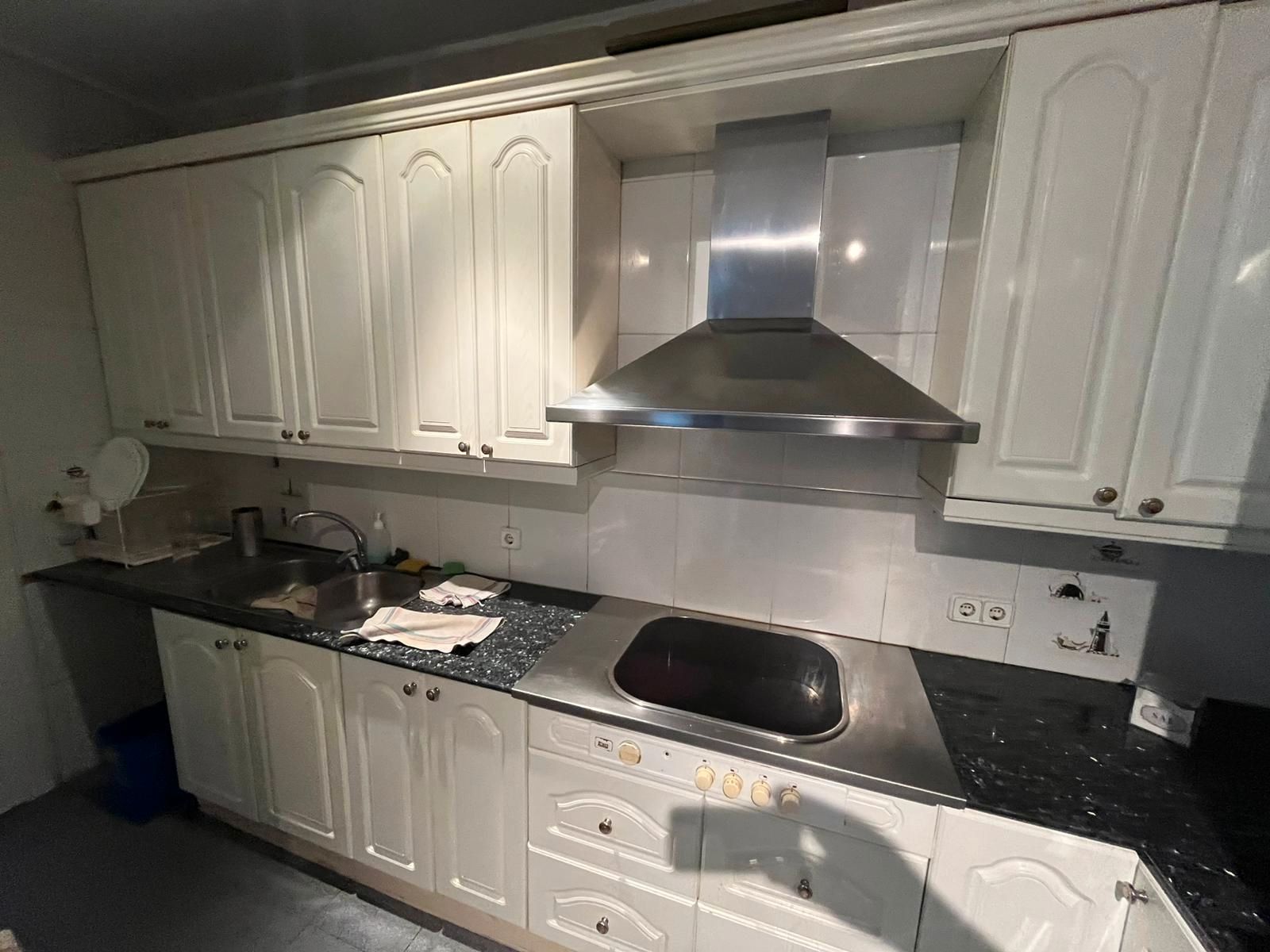 Cuina de Pis en venda en  Barcelona Capital amb Aire condicionat, Terrassa i Forn