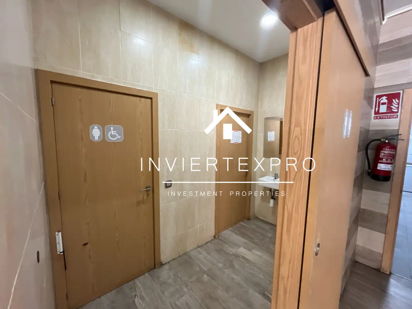 Local comercial en traspaso en Carrer de la Miranda, imagen 7