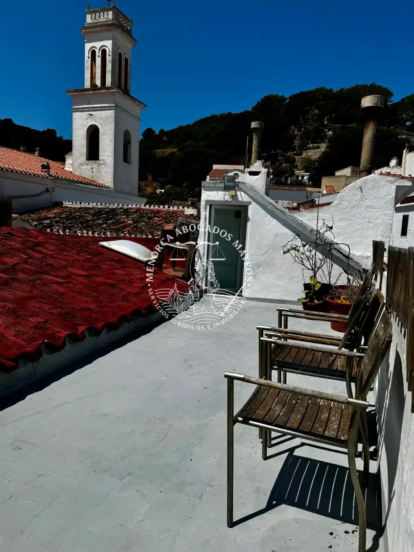 Casa amb terrassa en venda a Ferreries poble, imagen 4