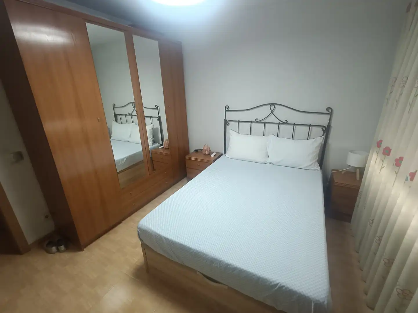 Schlafzimmer von Wohnung zum Verkauf in Parla mit Klimaanlage und Heizung
