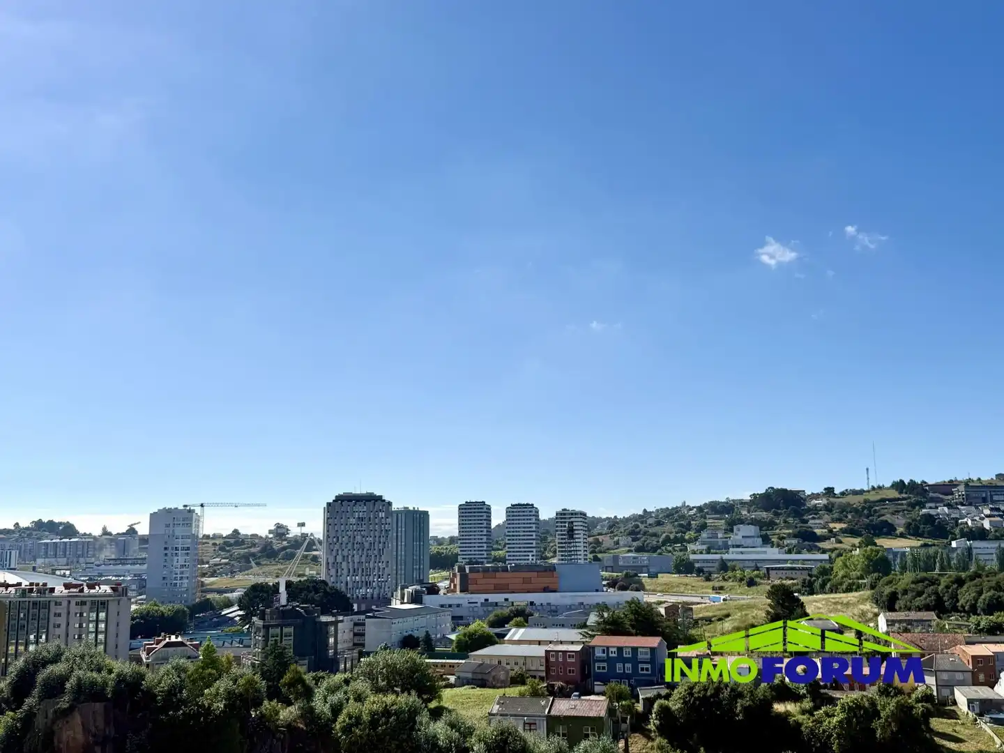 Außenansicht von Wohnung zum Verkauf in A Coruña Capital  mit Heizung, Abstellraum und Möbliert